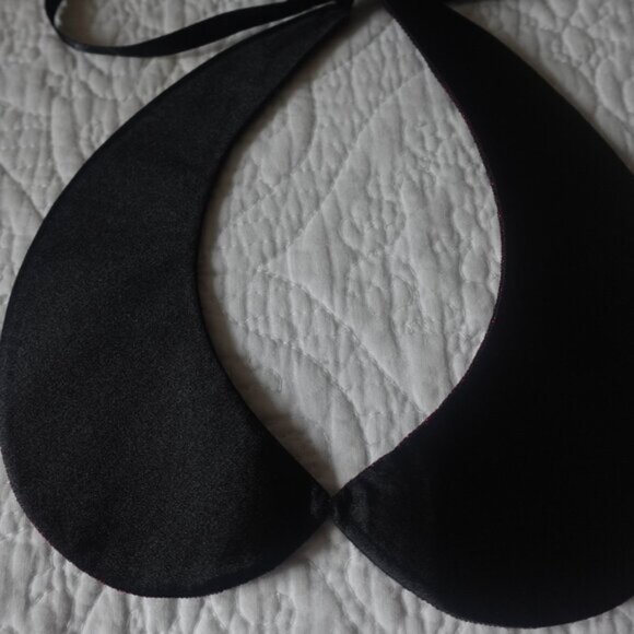 Detachable Peter Pan Collar Necklace with ribbon closure - Picture 9 of 10